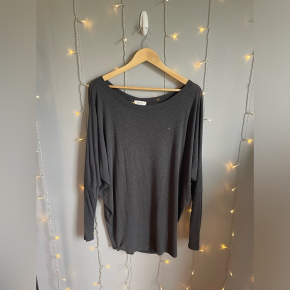 Heimious Tops - Women’s Large Dolman Top